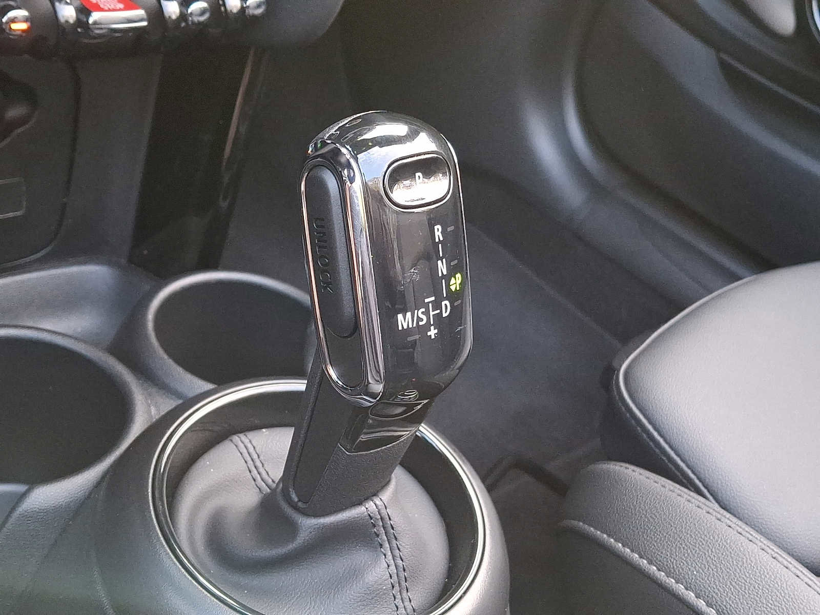 Used 2023 MINI Cooper S FWD image 10