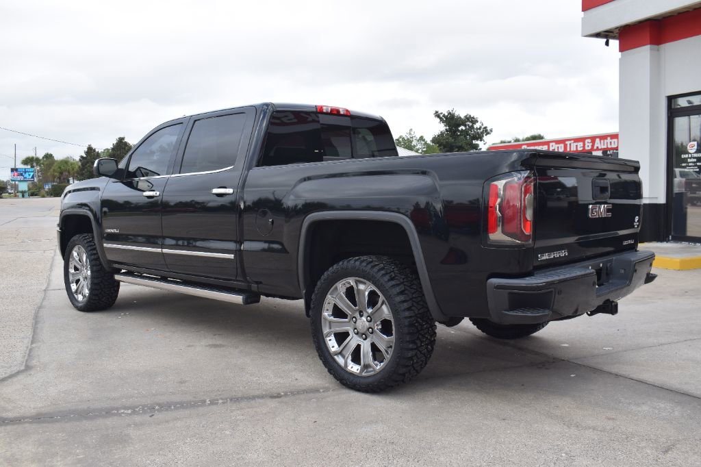 Used 2018 GMC Sierra 1500 Denali w/ Denali Ultimate Package image 5