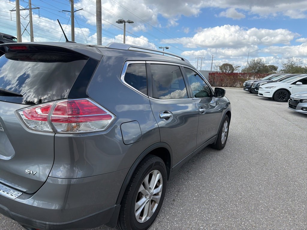 Used 2016 Nissan Rogue SV image 7