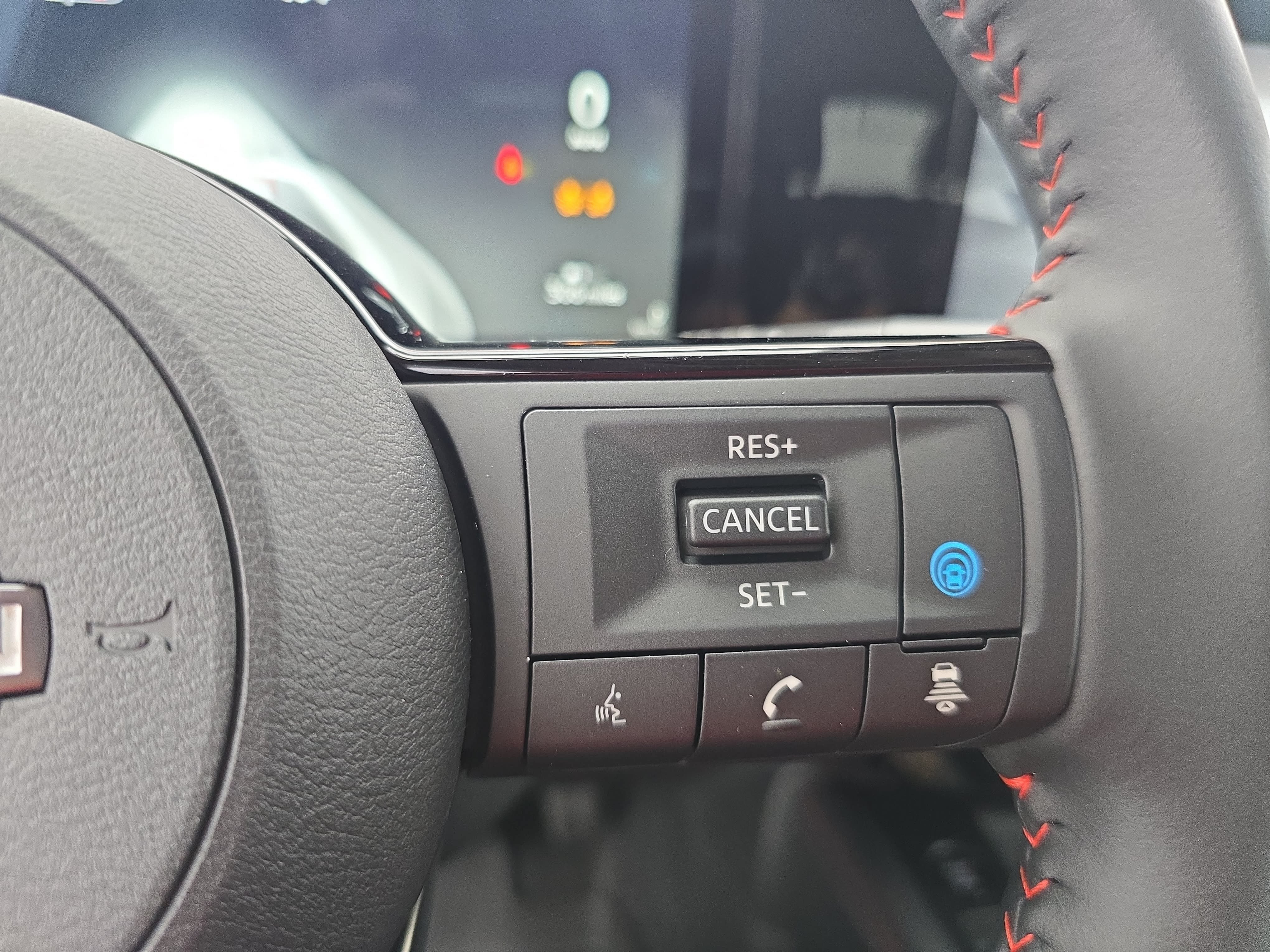 New 2026 Nissan Kicks SR w/ Cold Weather Package AWD/4WD image 17