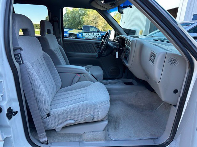 Used 1996 Chevrolet Blazer 4WD 4-Door image 44
