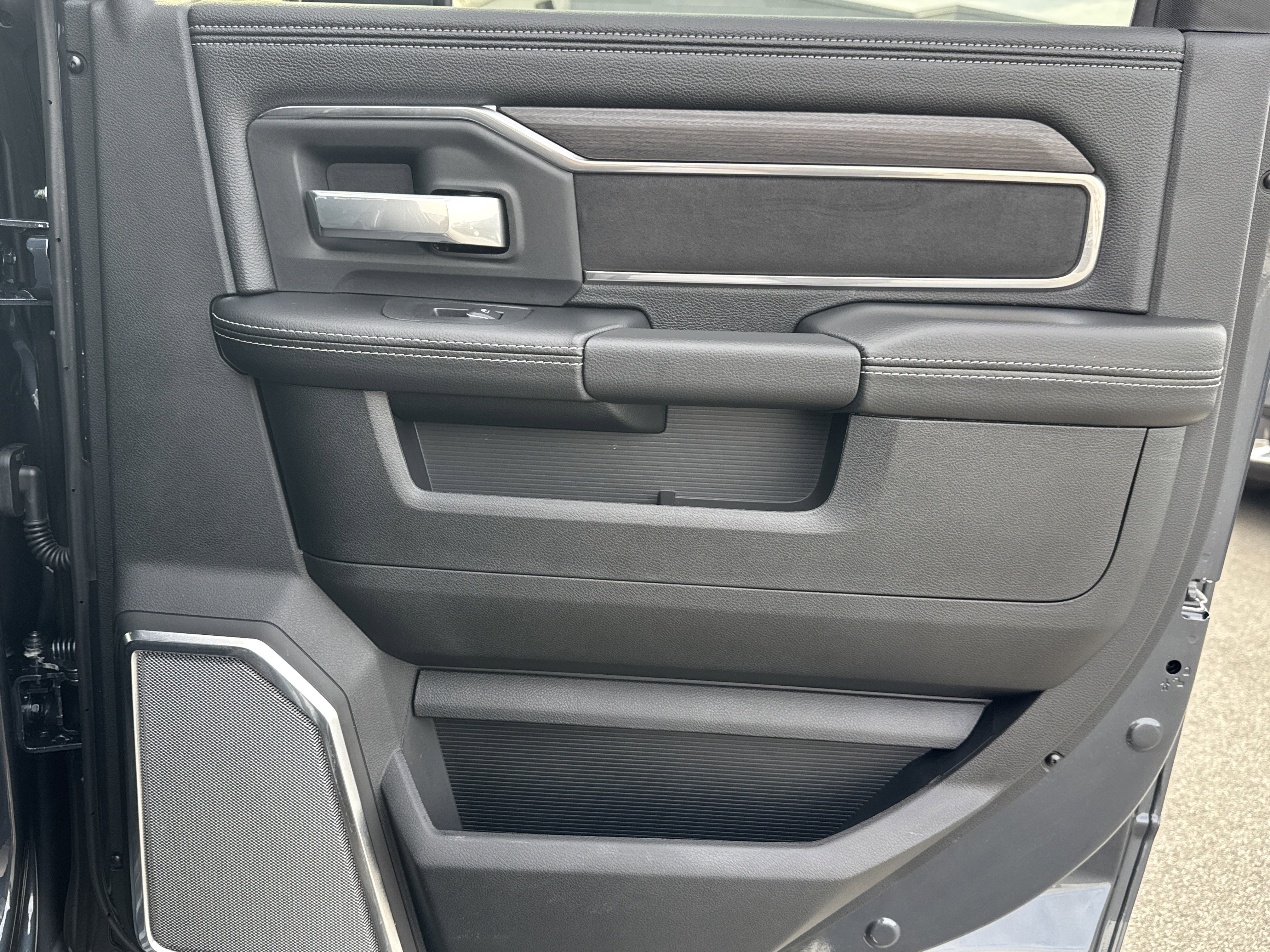 Used 2026 RAM 2500 Laramie image 21