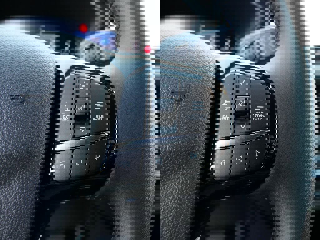 Used 2025 Ford Escape Active w/ Tech Pack #1 image 18