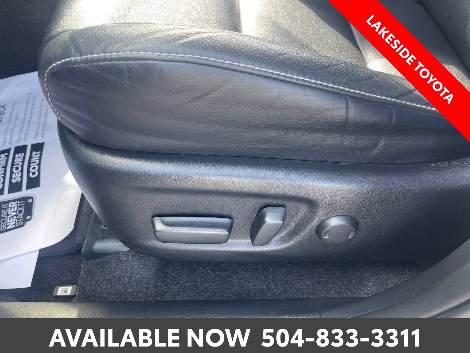 Certified 2018 Toyota RAV4 Limited FWD image 29