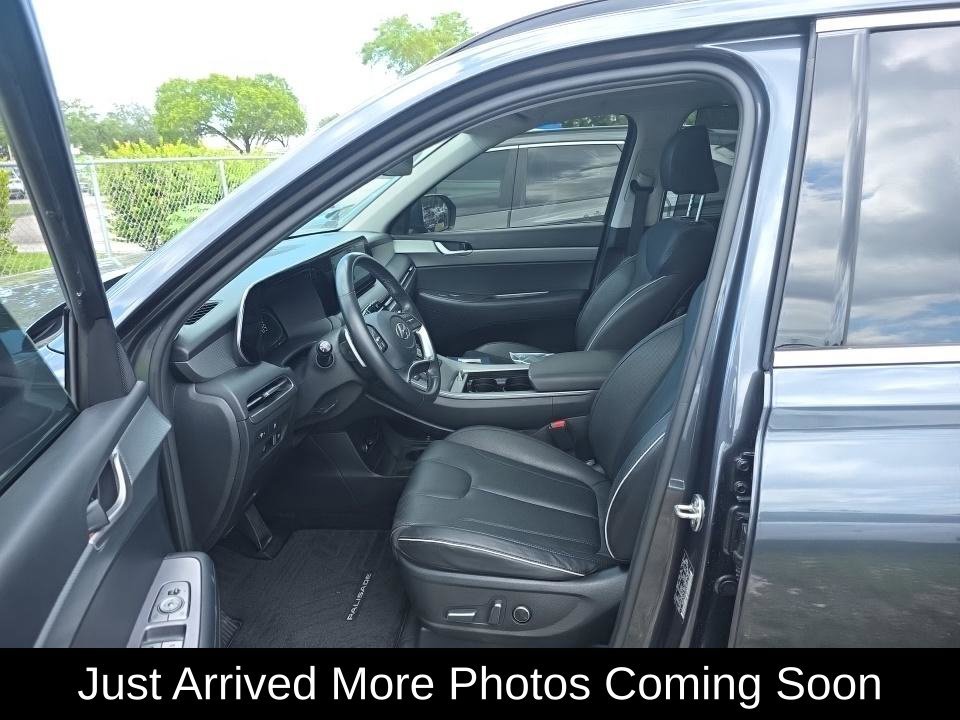 Used 2024 Hyundai Palisade XRT FWD image 2