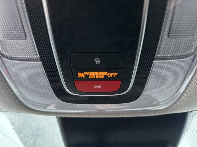 Used 2023 Hyundai Elantra SEL w/ Convenience Package image 44