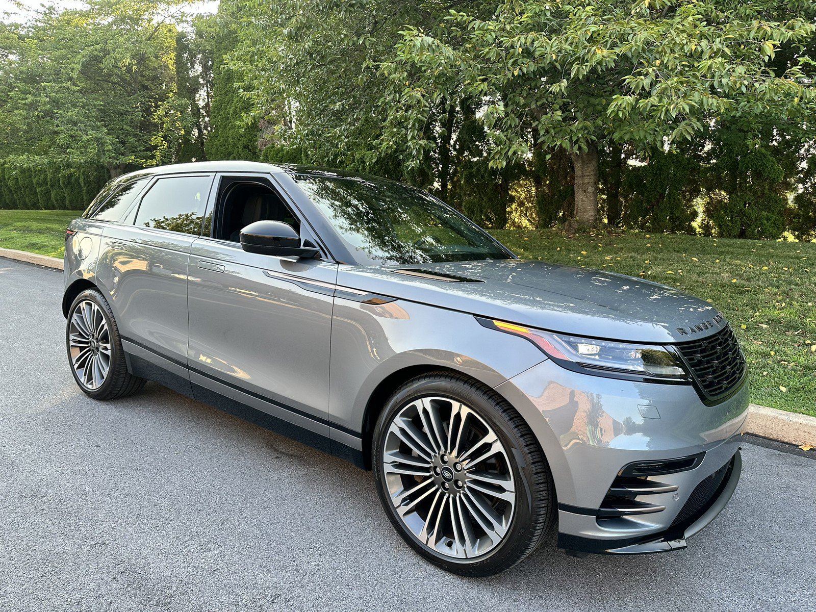 Used 2024 Land Rover Range Rover Velar Dynamic HSE AWD/4WD image 44