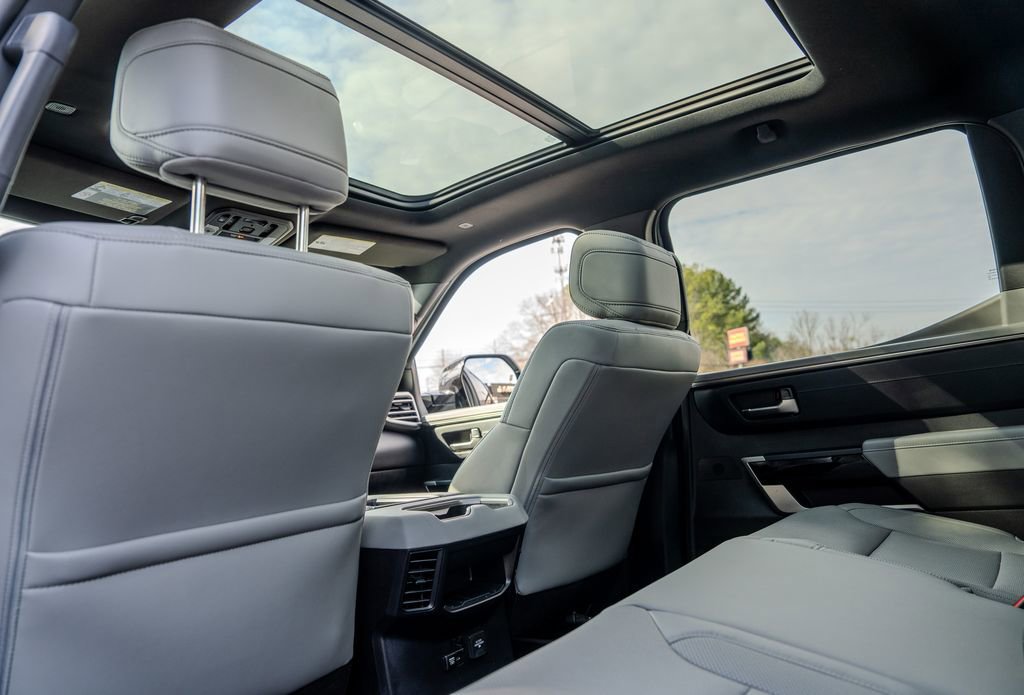 Used 2025 Toyota Tundra Limited image 58