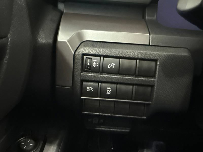 Used 2024 Toyota Tacoma TRD Off-Road AWD/4WD image 24