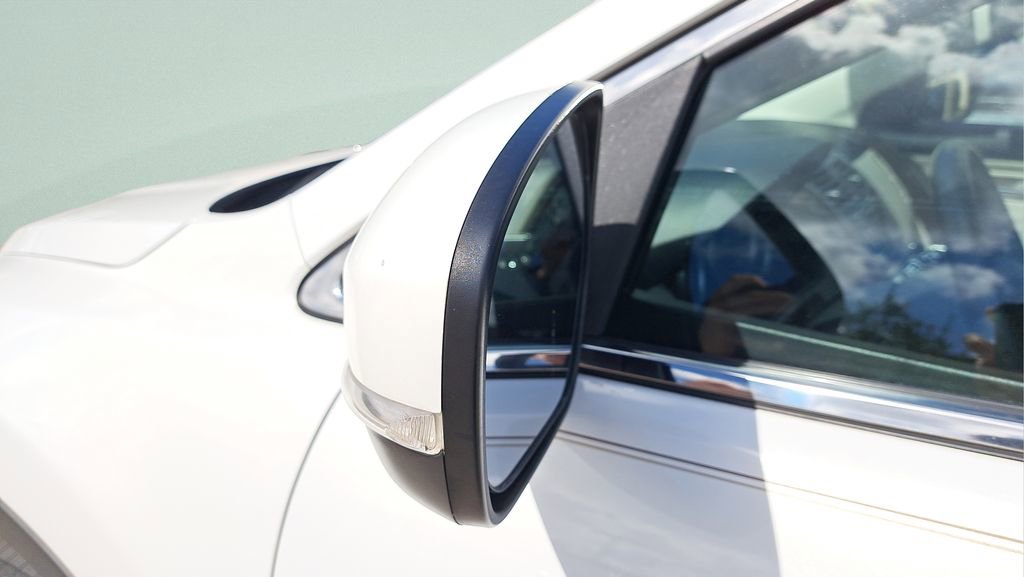 Used 2012 MAZDA CX-9 Grand Touring w/ Moonroof & Bose Audio Pkg image 11