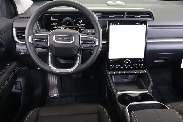 Used 2026 GMC Terrain Denali AWD/4WD image 17