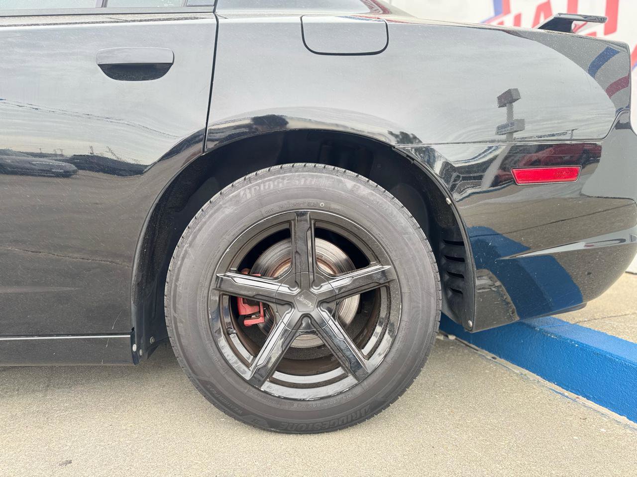 Used 2013 Dodge Charger SE image 7