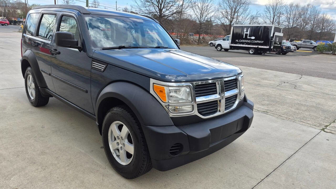 Used 2008 Dodge Nitro SXT image 8