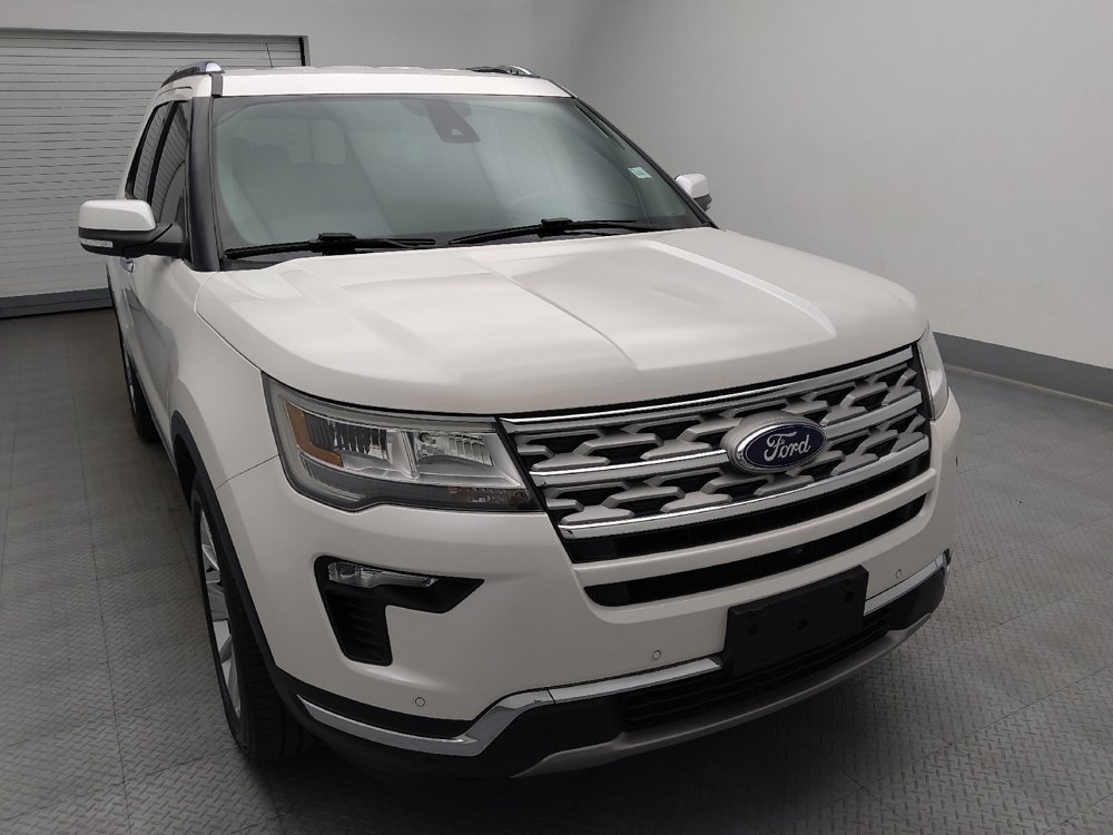 Used 2019 Ford Explorer Limited w/ Ford Safe & Smart Package FWD image 14