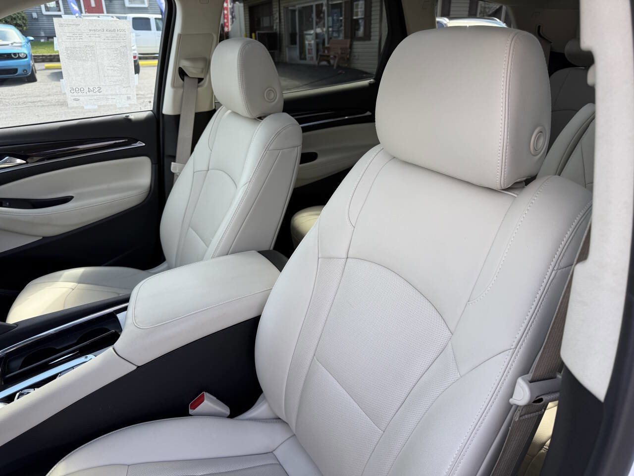 Used 2024 Buick Enclave Essence w/ Experience Buick Package image 12