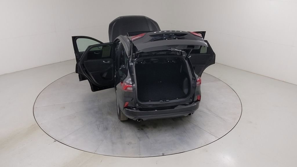Certified 2023 Ford Escape ST-Line w/ Tech Pack #1 image 50