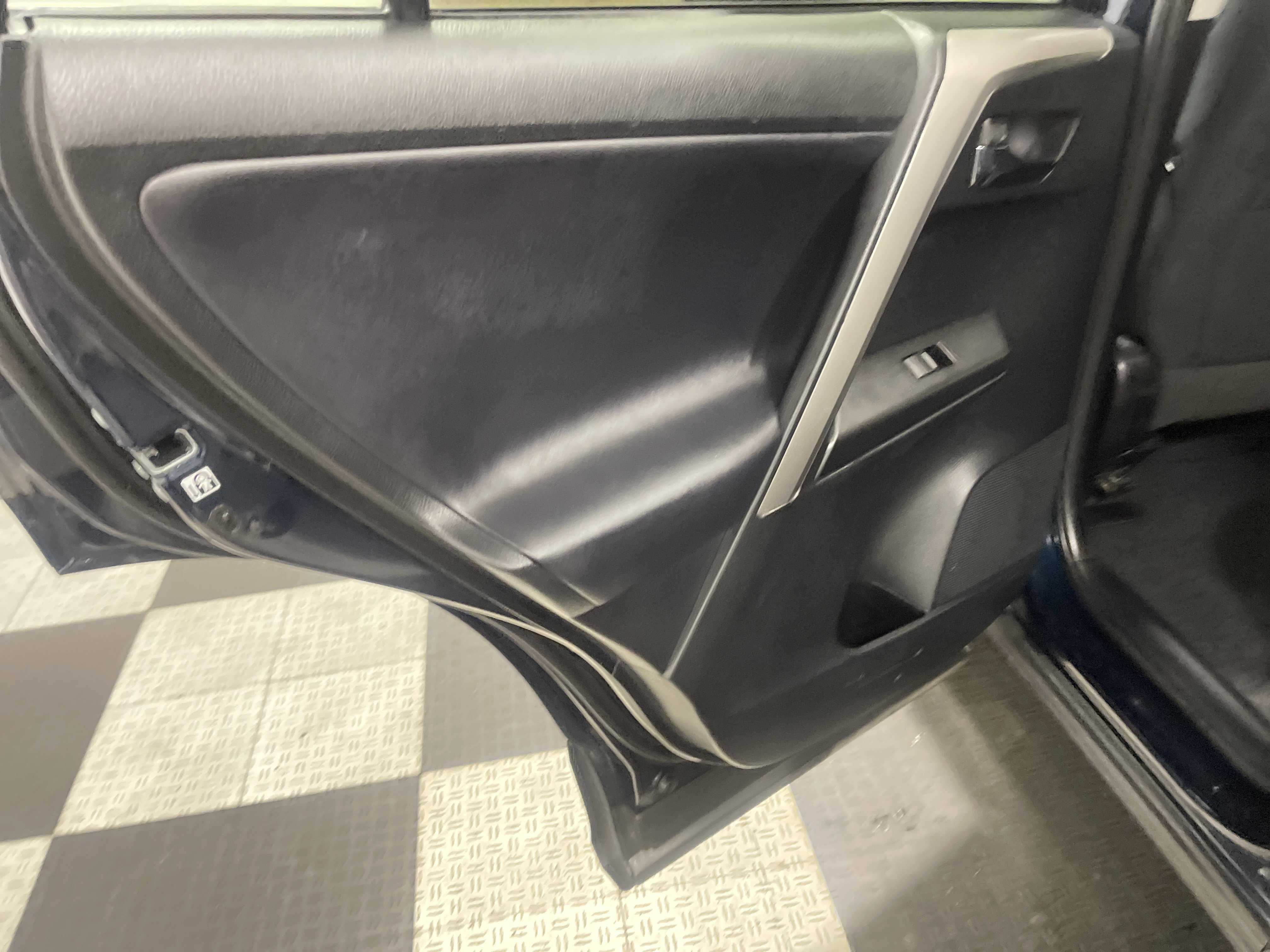 Used 2017 Toyota RAV4 XLE image 15