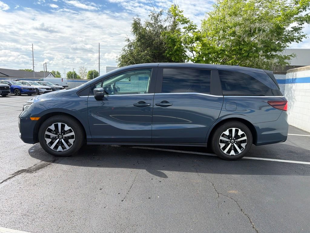 Certified 2026 Honda Odyssey EX-L image 2