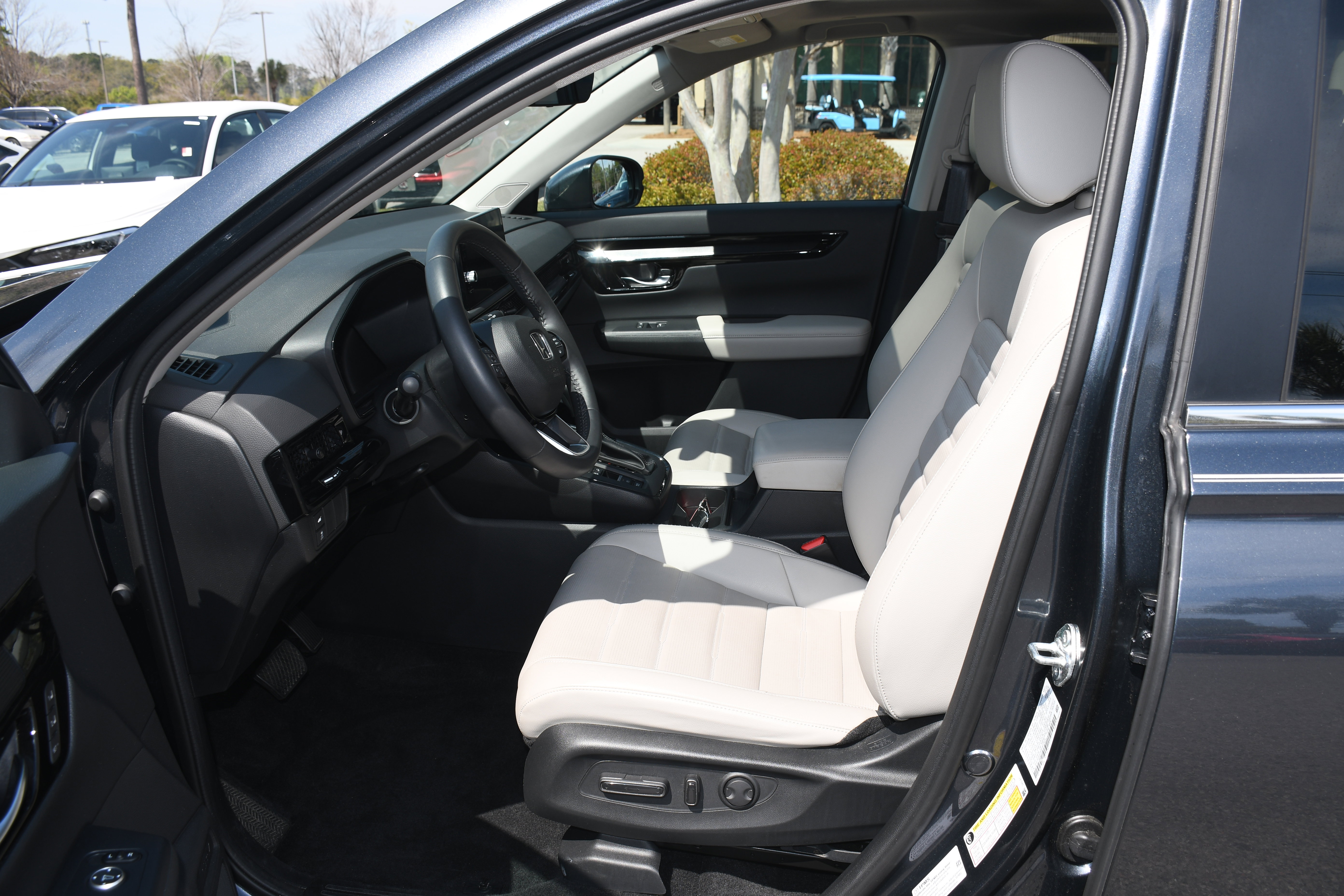 Used 2024 Honda CR-V EX-L image 8