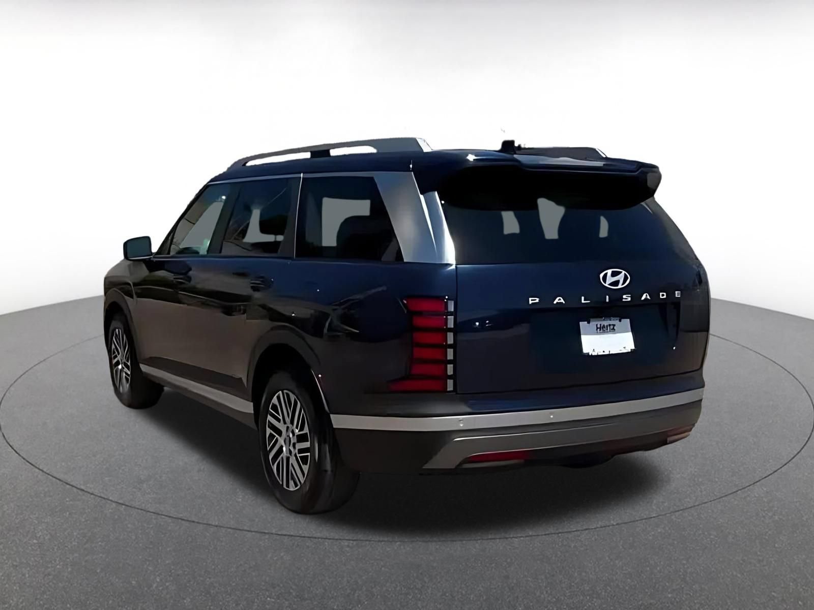 Used 2026 Hyundai Palisade SEL FWD image 15