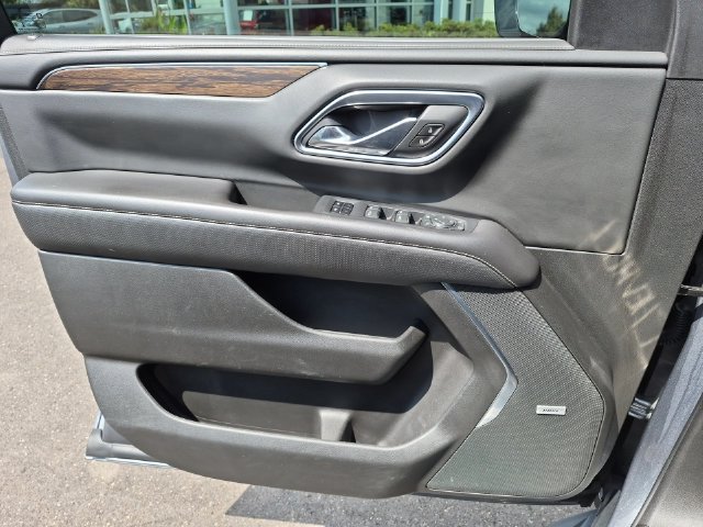 Used 2021 Chevrolet Tahoe Premier w/ Premium Package AWD/4WD image 25