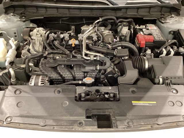 Used 2024 Nissan Altima 2.5 SV FWD image 11
