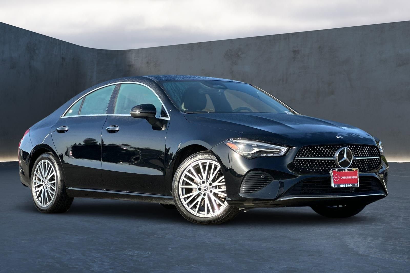 Used 2025 Mercedes-Benz CLA 250 image 2