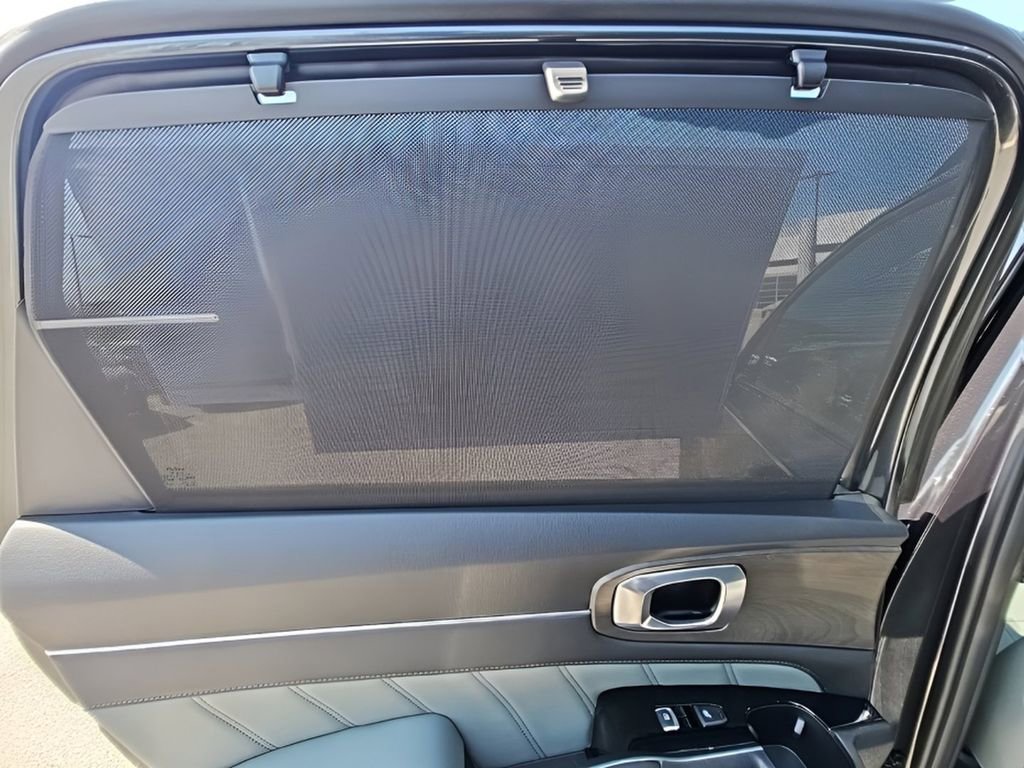 Used 2024 Kia Sorento SX Prestige w/ Sage Leather Package image 22