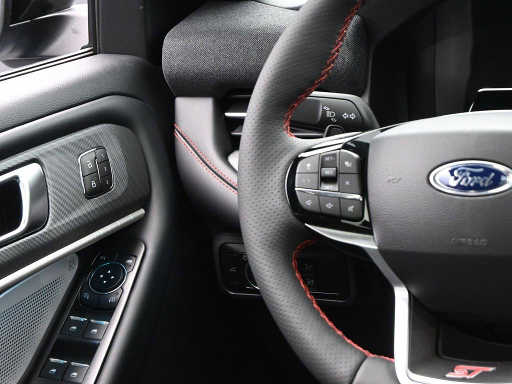 New 2025 Ford Explorer ST w/ Sun And Sound Package image 31