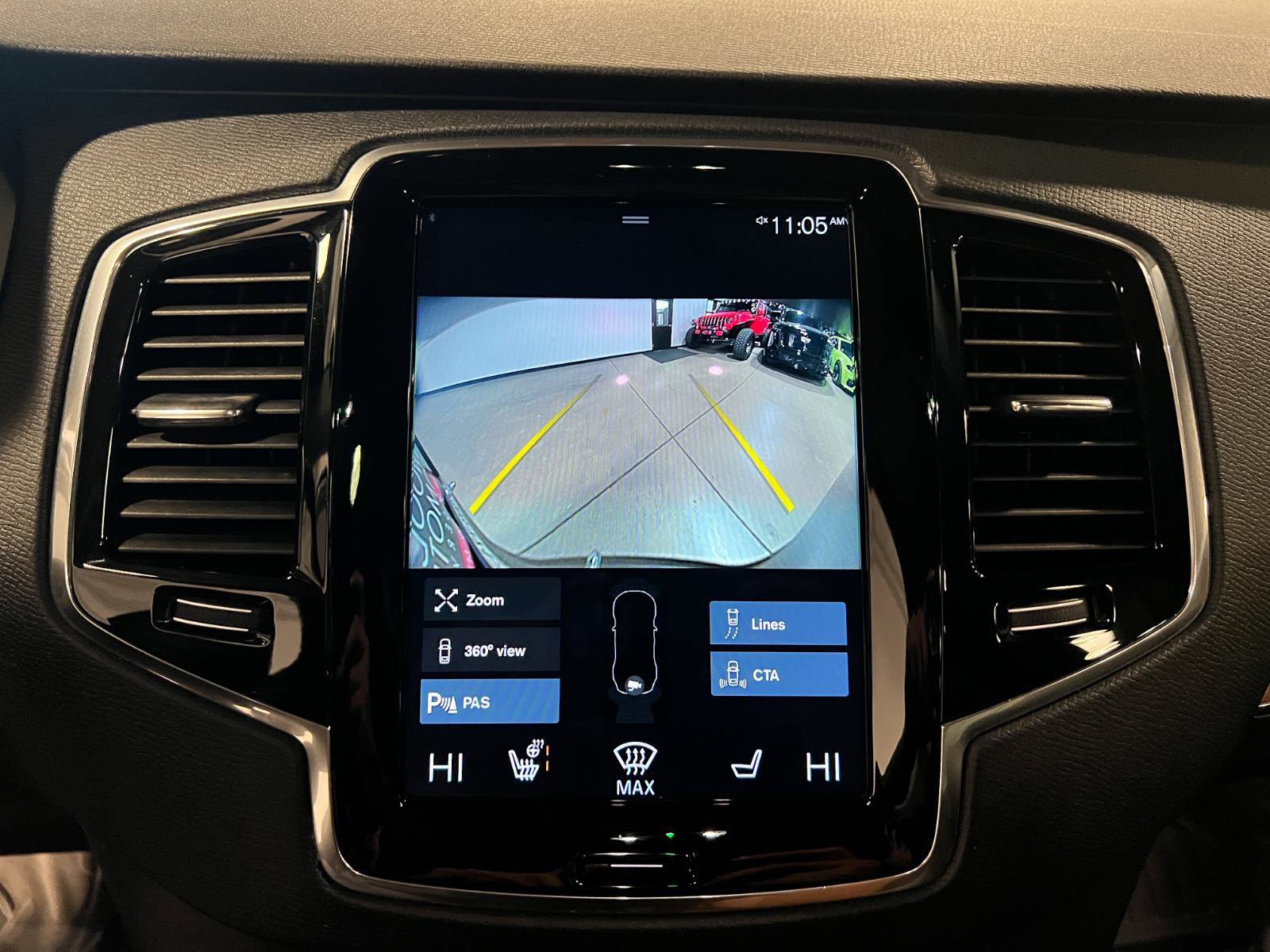 Used 2021 Volvo XC90 T6 Momentum image 18