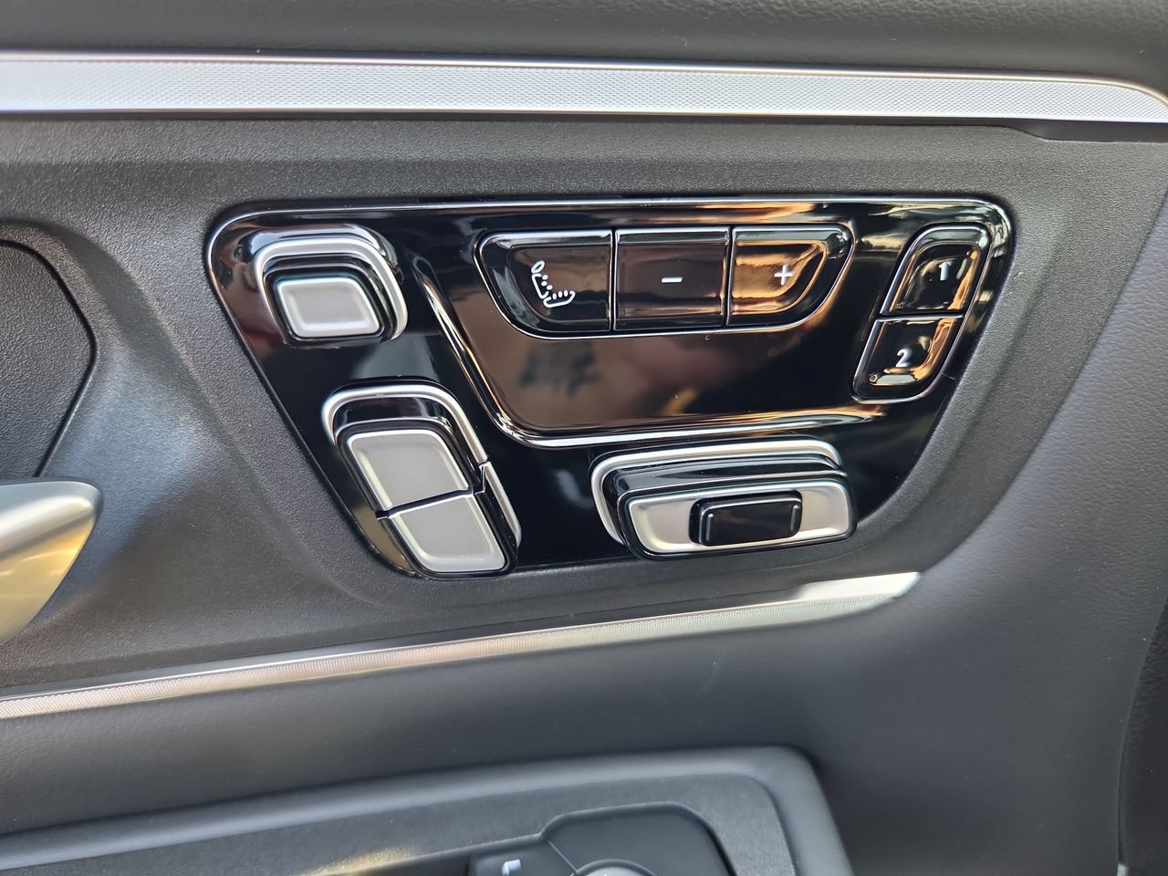 New 2027 RAM 1500 Tungsten AWD/4WD image 6