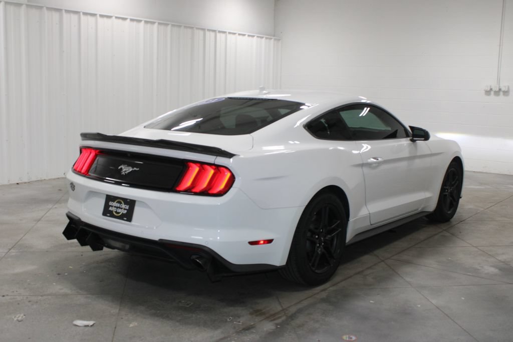 Used 2021 Ford Mustang Premium RWD image 9