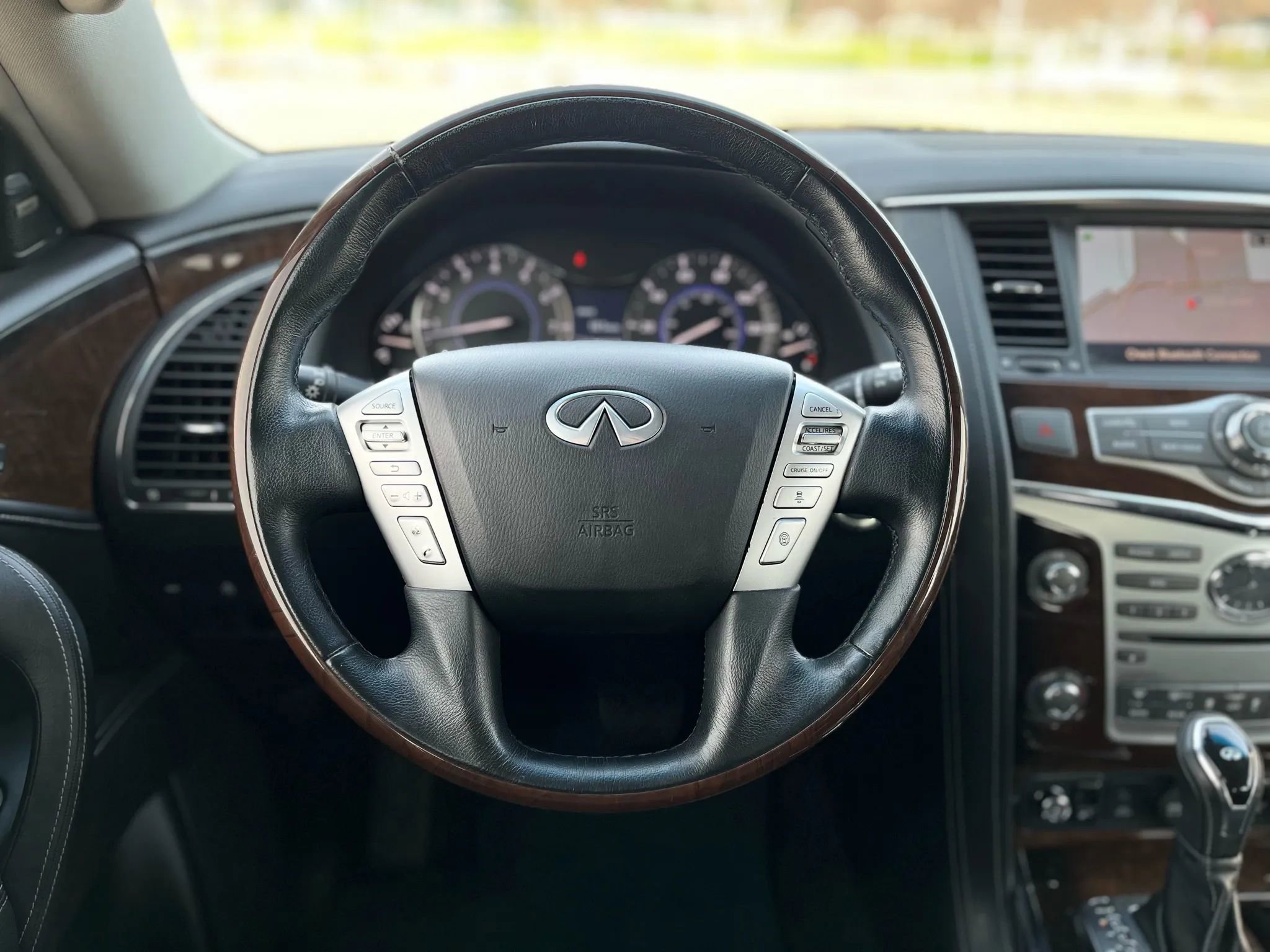 Used 2019 INFINITI QX80 Luxe w/ 22" Wheel Package image 16