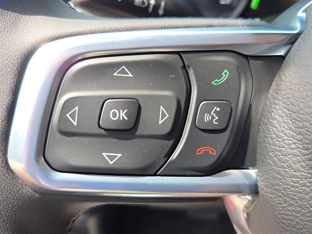 Used 2025 Jeep Wrangler Unlimited Sahara w/ Safety Group image 24