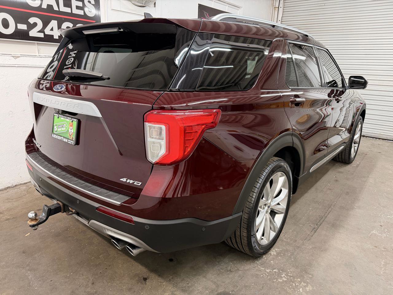 Used 2022 Ford Explorer Platinum w/ Equipment Group 601A AWD/4WD image 4