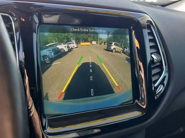 Used 2018 Jeep Compass Limited w/ Navigation Group image 15