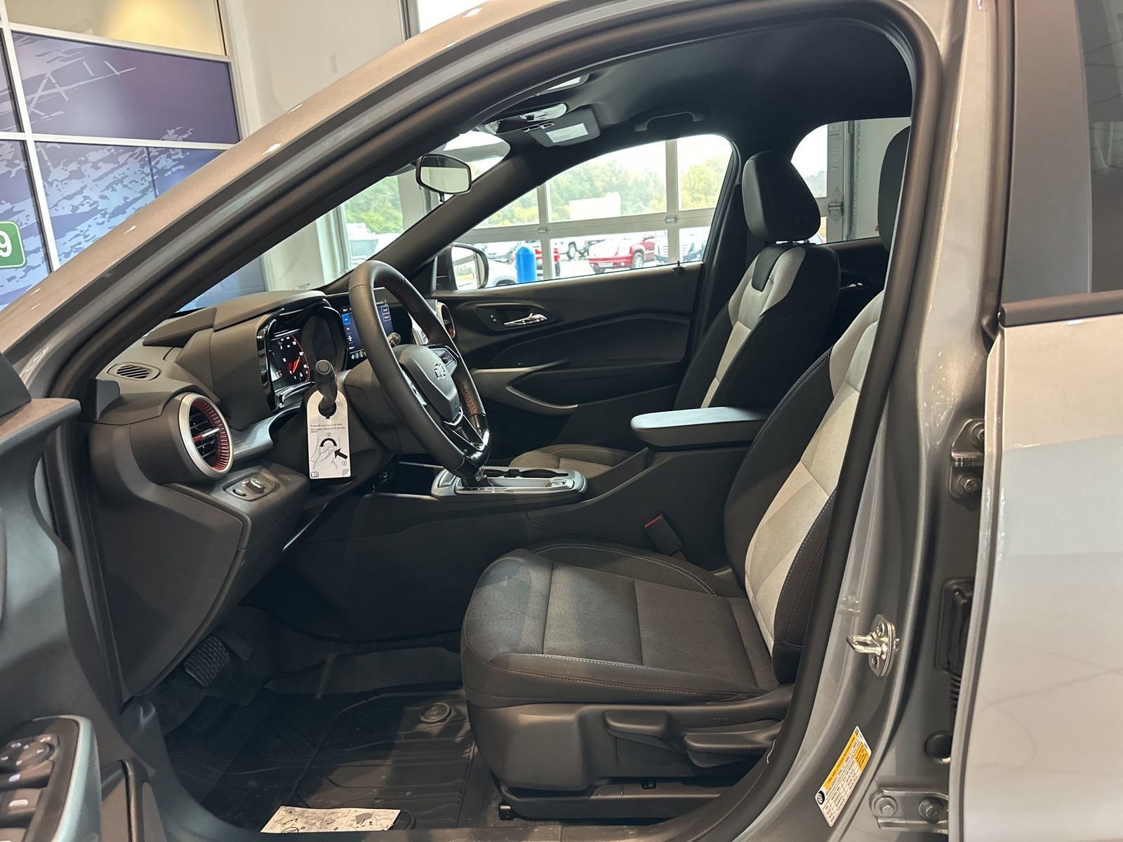 New 2026 Chevrolet Trax RS w/ Driver Confidence Package image 15