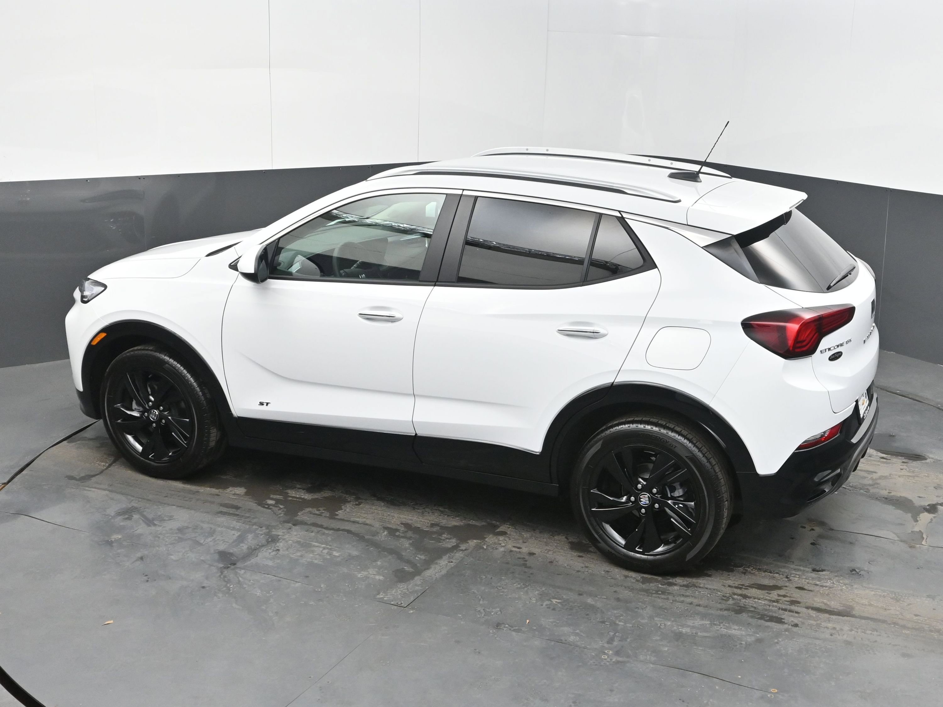 Certified 2026 Buick Encore GX Sport Touring w/ Comfort Package image 34