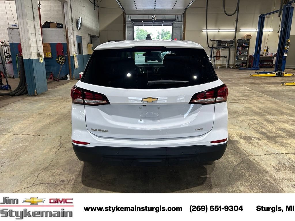Used 2024 Chevrolet Equinox LS w/ LS Convenience Package AWD/4WD image 7