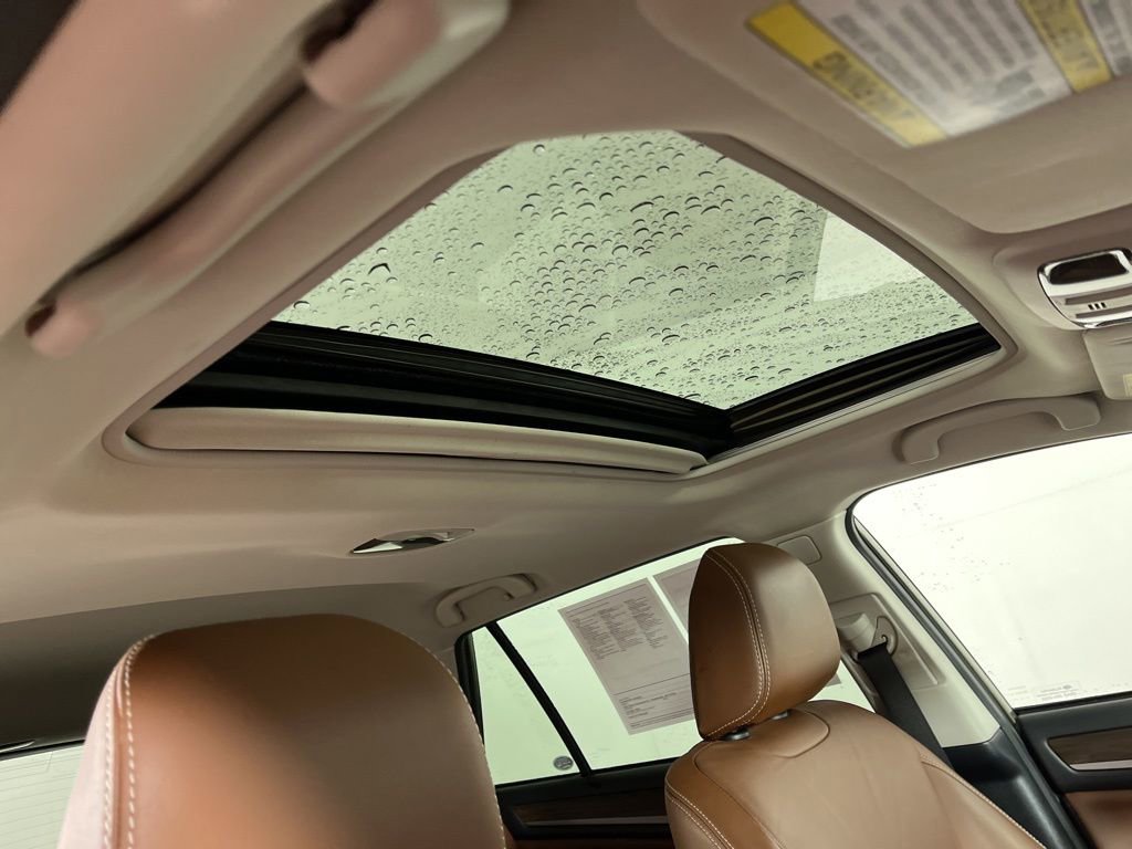 Used 2019 Subaru Outback 2.5i Touring image 6