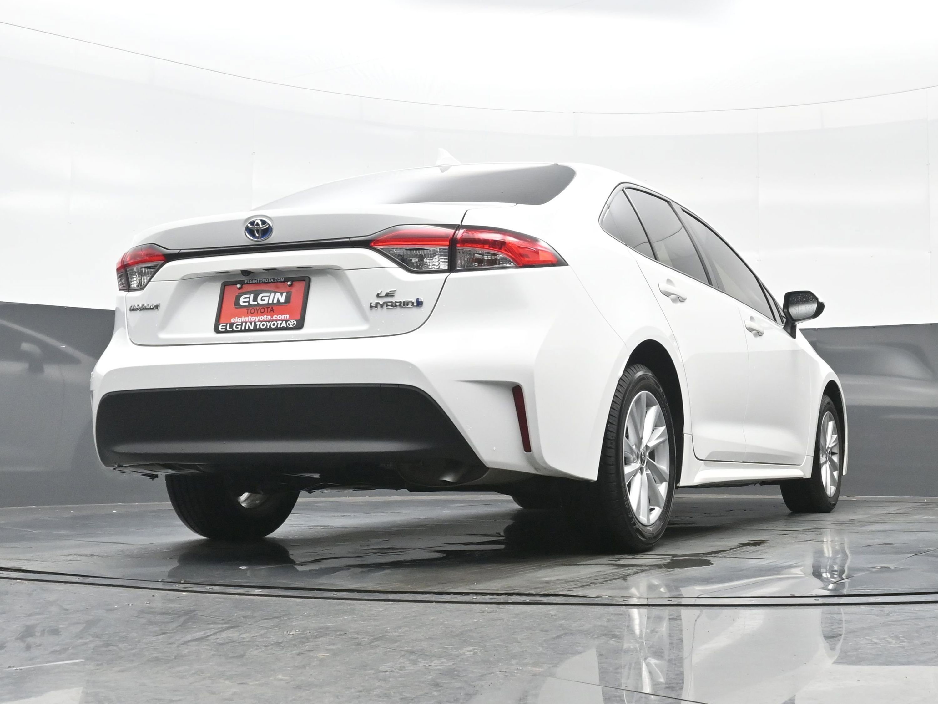 Used 2023 Toyota Corolla LE w/ LE Convenience Package image 14