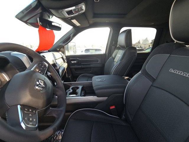 Used 2025 RAM 2500 Laramie w/ Night Edition AWD/4WD image 16