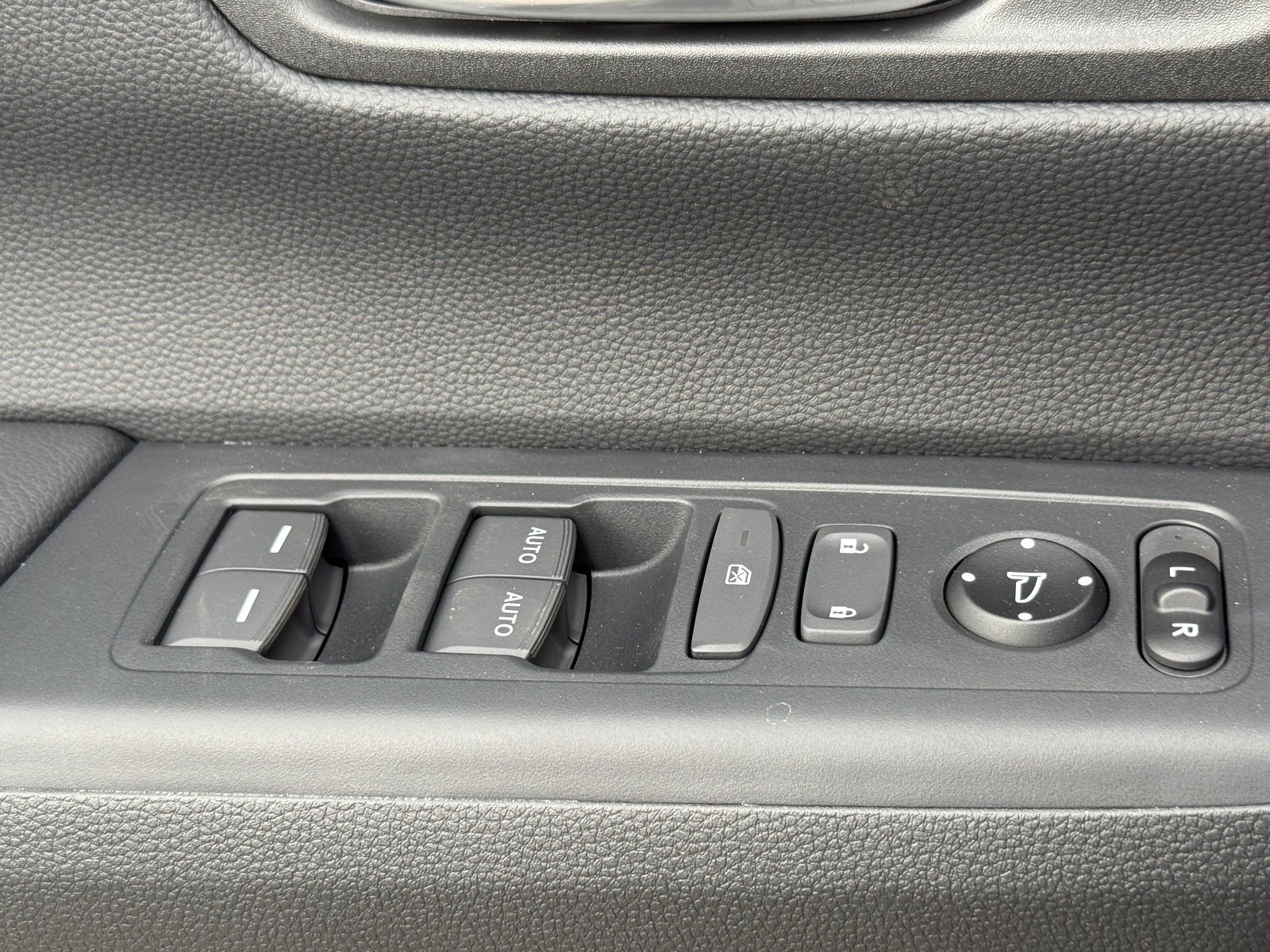 New 2027 Honda CR-V EX image 14