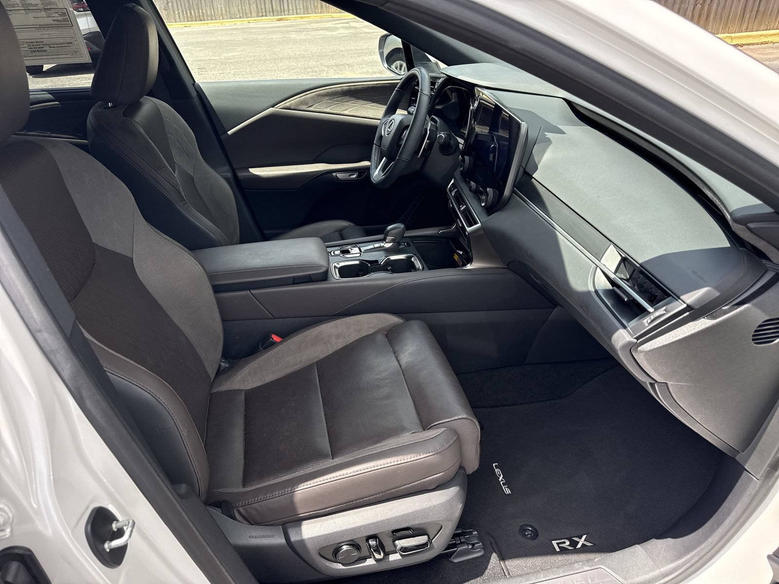Used 2023 Lexus RX 350 FWD w/ Accessory Package (Z1) image 36