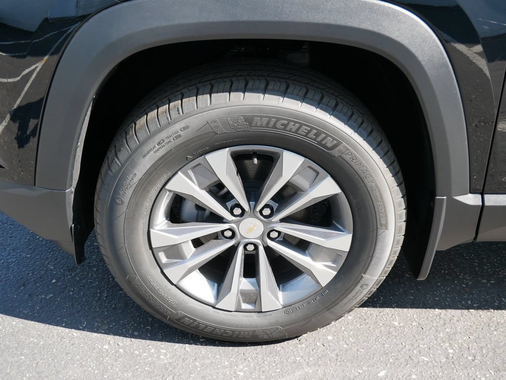 New 2026 Chevrolet Equinox LT w/ Convenience Package II AWD/4WD image 12