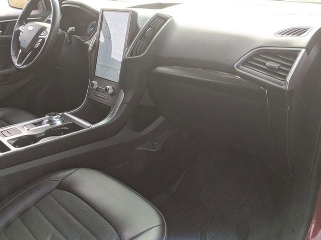 Certified 2022 Ford Edge ST-Line image 28
