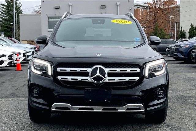 Certified 2022 Mercedes-Benz GLB 250 4MATIC image 2