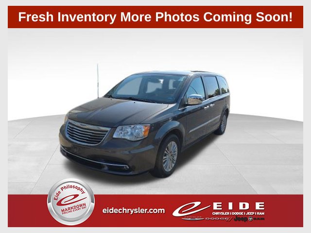 Used 2015 Chrysler Town & Country Touring-L w/ Driver Convenience Group