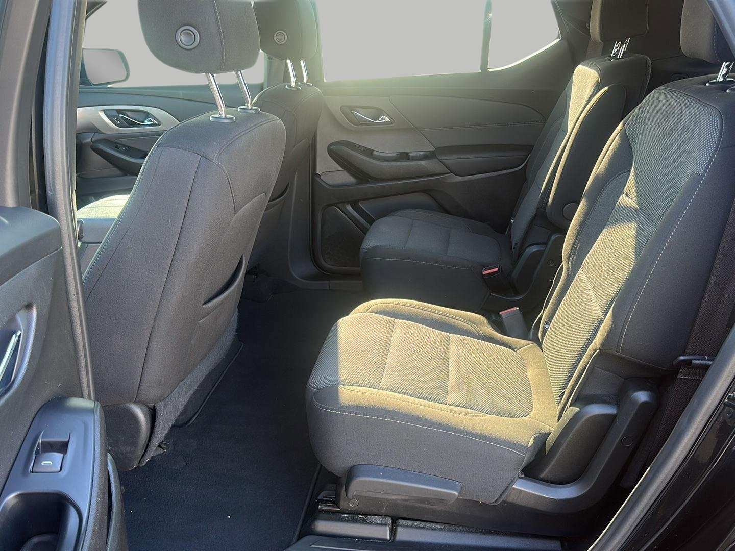 Used 2023 Chevrolet Traverse LT w/ Midnight/Sport Edition AWD/4WD image 24