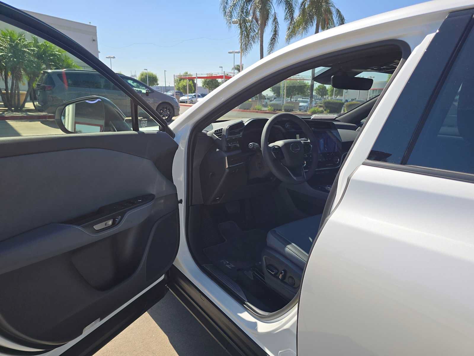 Used 2026 Lexus RZ 350e 2WD w/ Accessory Package (Z2) image 19